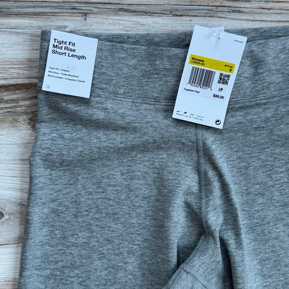 NWT Nike Sportswear Classic High-Waisted Biker Shorts Women's Size Small - Picture 4 of 11